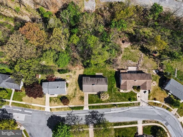 3870 DAWN MAR ST, Harrisburg, PA 17111