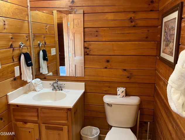 1653 Little Cabin Loop, Sevierville, TN 37862