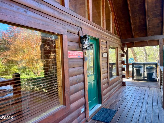 1653 Little Cabin Loop, Sevierville, TN 37862