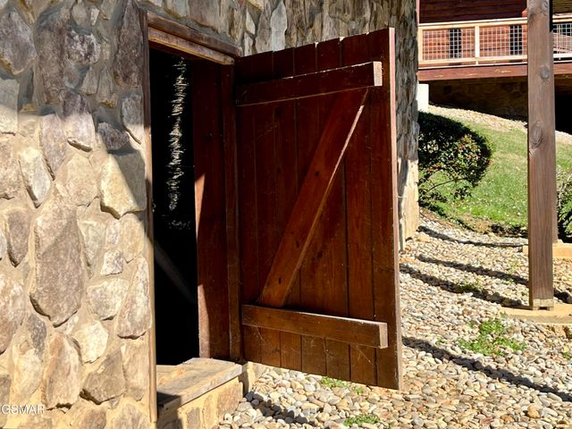 1653 Little Cabin Loop, Sevierville, TN 37862