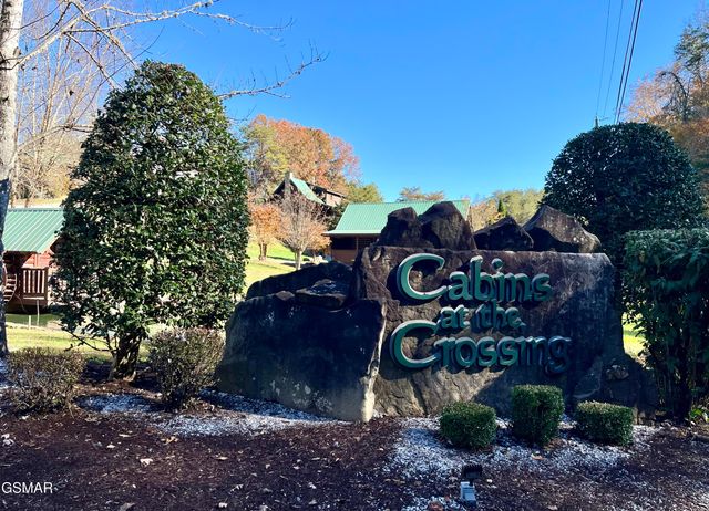 1653 Little Cabin Loop, Sevierville, TN 37862