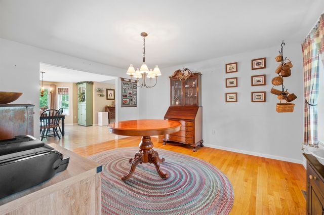 25 Melba Drive, Hudson, NH 03051