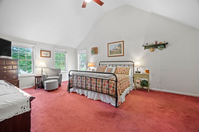 25 Melba Drive, Hudson, NH 03051