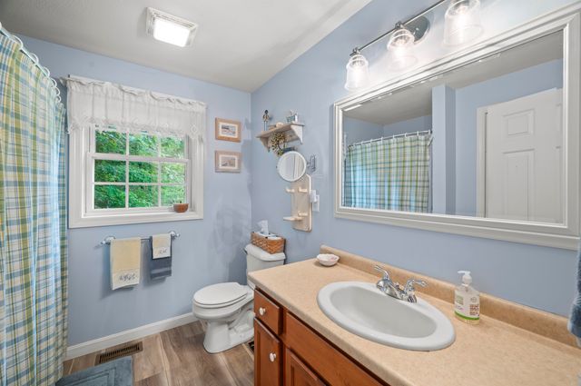 25 Melba Drive, Hudson, NH 03051