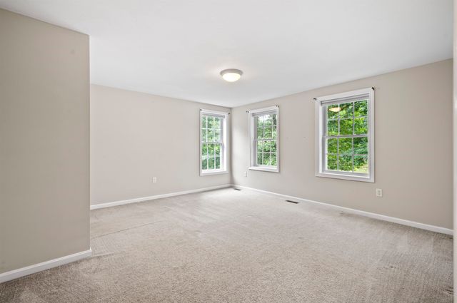 25 Melba Drive, Hudson, NH 03051