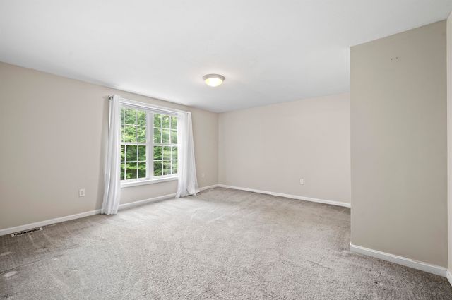 25 Melba Drive, Hudson, NH 03051