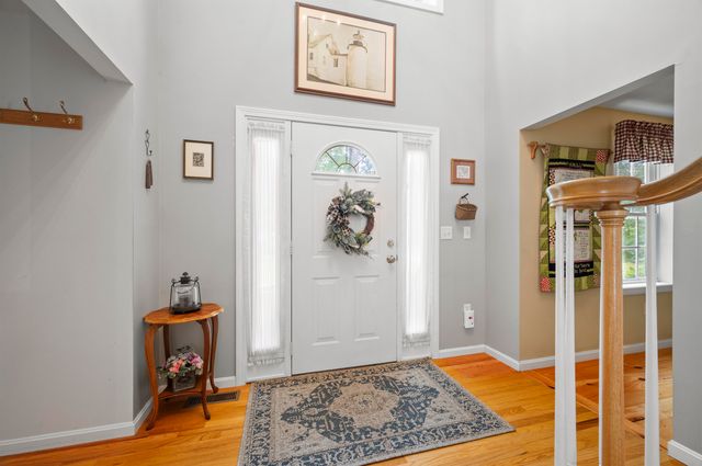 25 Melba Drive, Hudson, NH 03051