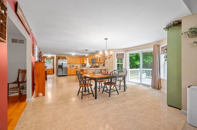 25 Melba Drive, Hudson, NH 03051