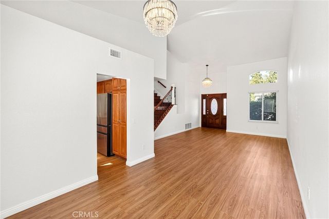 371 N Brook Glen, Orange, CA 92869