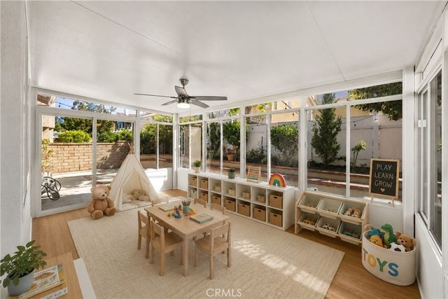 371 N Brook Glen, Orange, CA 92869