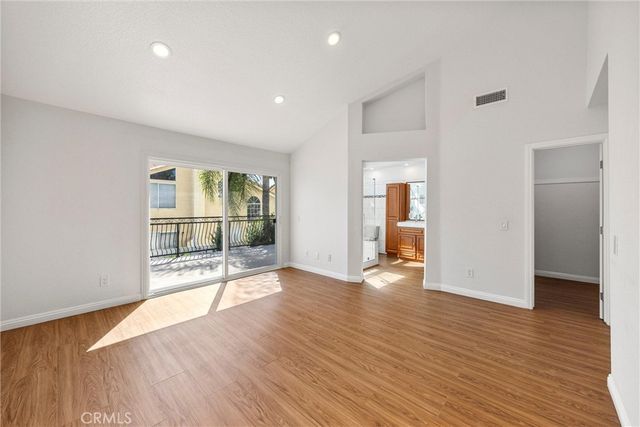 371 N Brook Glen, Orange, CA 92869