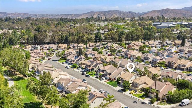 371 N Brook Glen, Orange, CA 92869