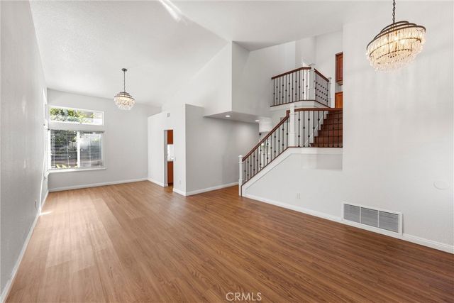 371 N Brook Glen, Orange, CA 92869