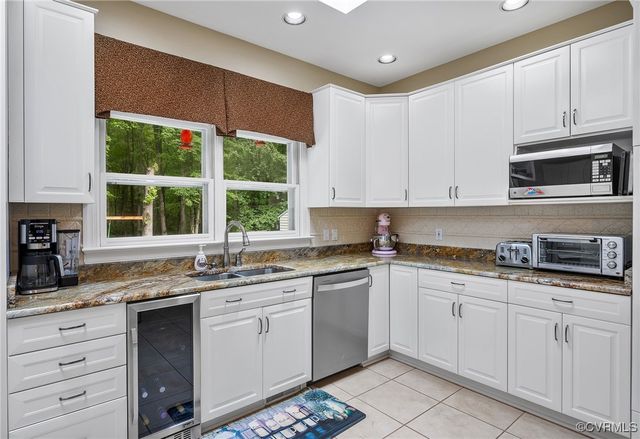 10598 Lambeth Rd, Glen Allen, VA 23060