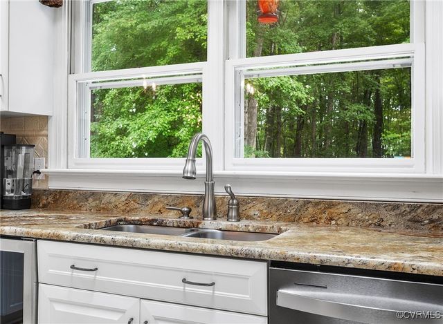 10598 Lambeth Rd, Glen Allen, VA 23060