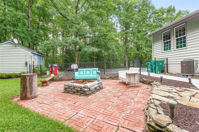 10598 Lambeth Rd, Glen Allen, VA 23060