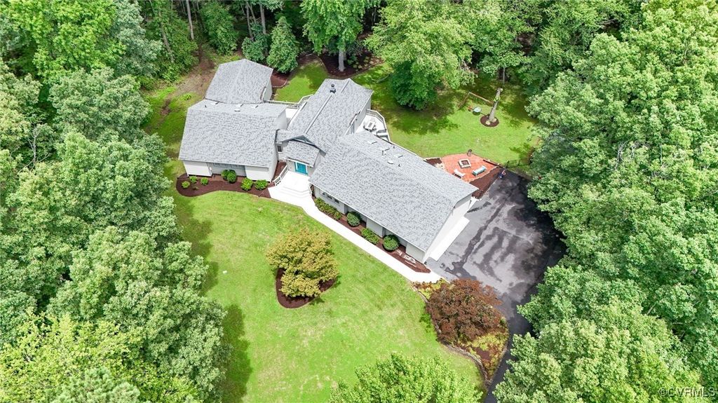 10598 Lambeth Rd, Glen Allen, VA 23060