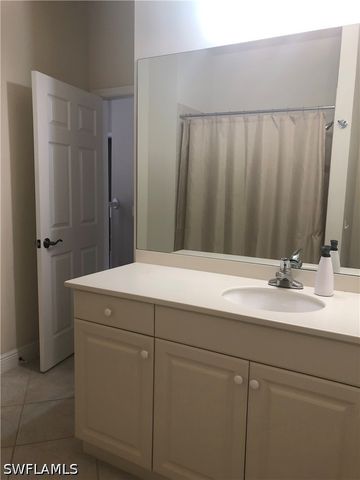 14100 Cambridge DR 203, Fort Myers, FL 33912