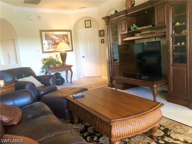 14100 Cambridge DR 203, Fort Myers, FL 33912