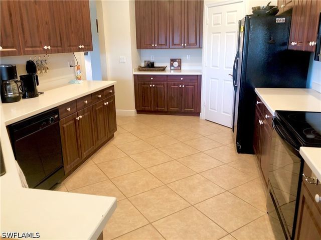 14100 Cambridge DR 203, Fort Myers, FL 33912