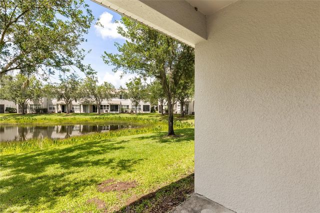 10306 STONE MOSS AVENUE, Tampa, FL 33647