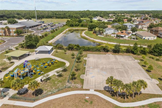 10306 STONE MOSS AVENUE, Tampa, FL 33647