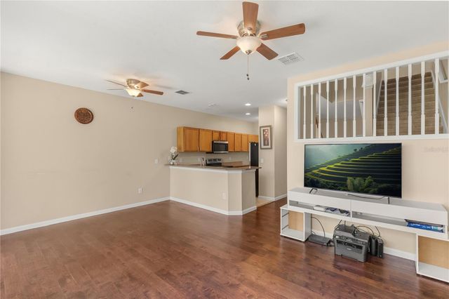 10306 STONE MOSS AVENUE, Tampa, FL 33647