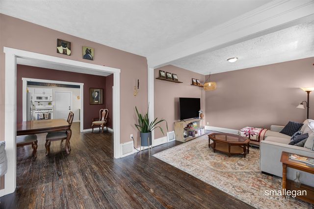 1321 Davis Avenue, Grand Rapids, MI 49504
