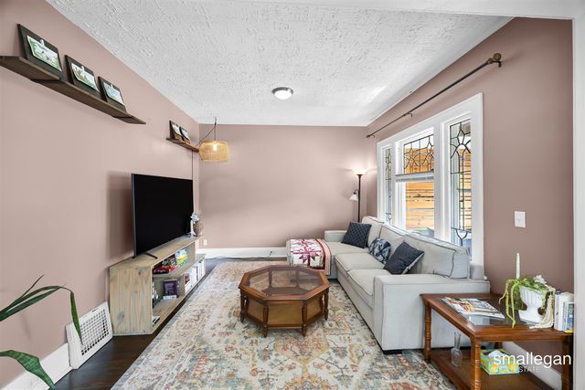 1321 Davis Avenue, Grand Rapids, MI 49504