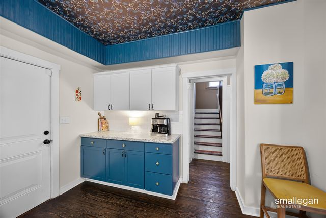 1321 Davis Avenue, Grand Rapids, MI 49504