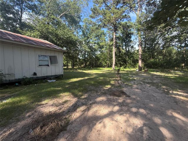 1173 County Road 370, Splendora, TX 77372