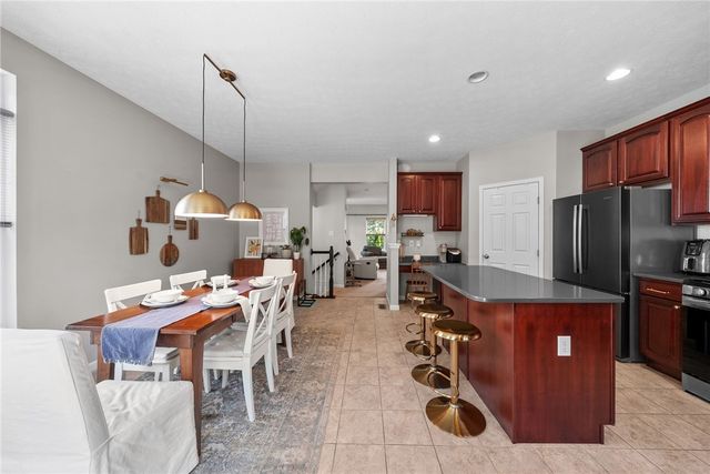 325 Wealdstone Rd, Cranberry Twp, PA 16066