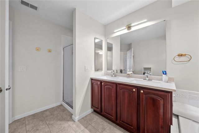 325 Wealdstone Rd, Cranberry Twp, PA 16066