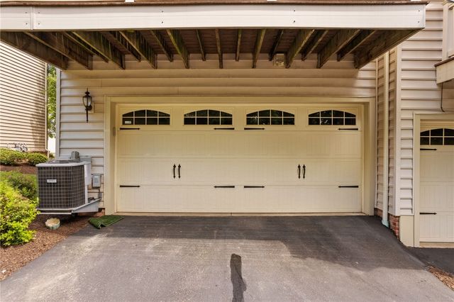 325 Wealdstone Rd, Cranberry Twp, PA 16066