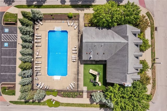 325 Wealdstone Rd, Cranberry Twp, PA 16066