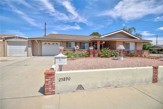 25890 Interlechen Drive, Sun City, CA 92586
