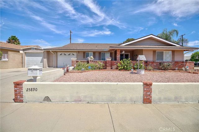 25890 Interlechen Drive, Sun City, CA 92586