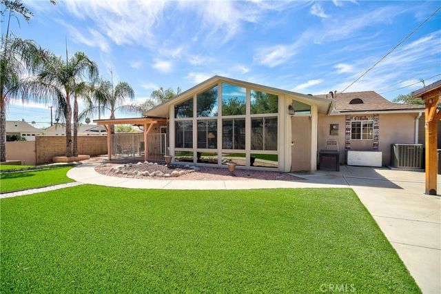 25890 Interlechen Drive, Sun City, CA 92586