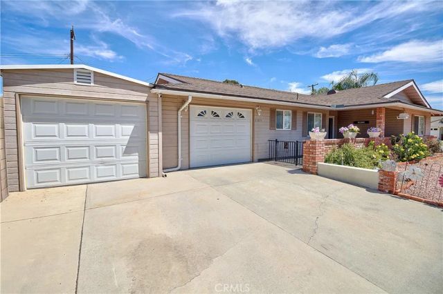 25890 Interlechen Drive, Sun City, CA 92586