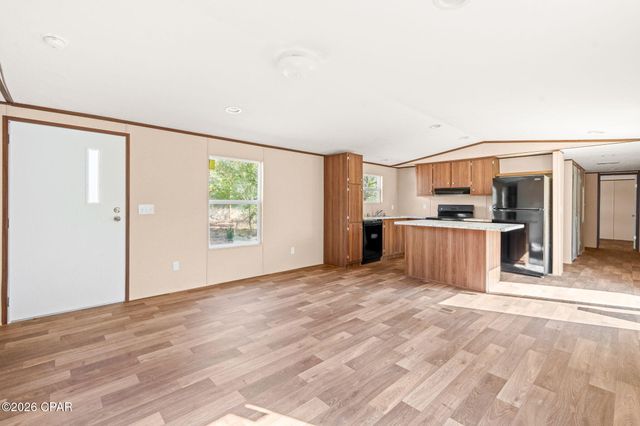 4328 Moss Hill Road, Chipley, FL 32428