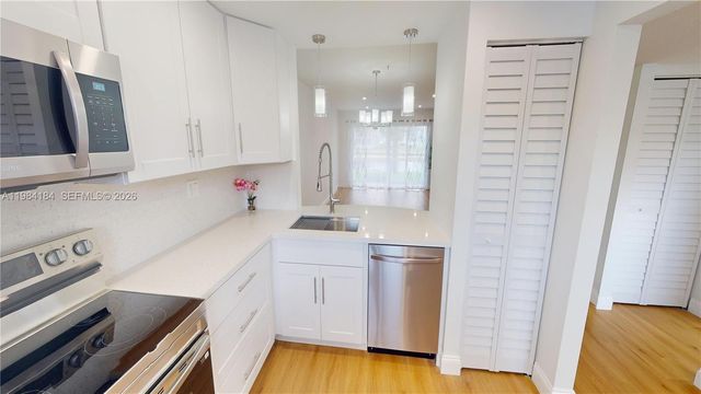 8846 W Mcnab Road 106, Tamarac, FL 33321