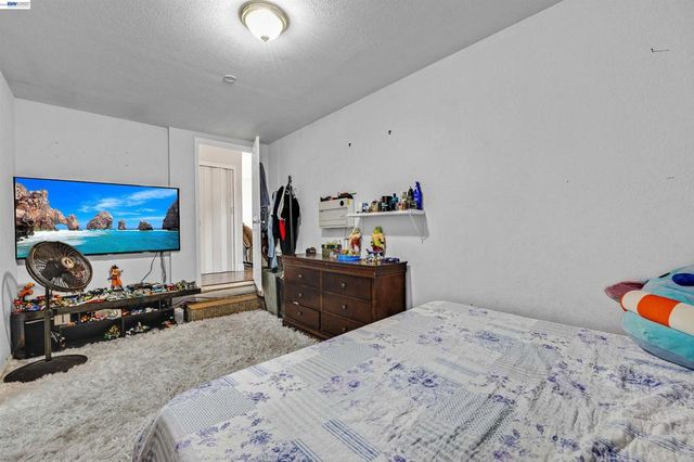 1615 1615 85Th Ave, Oakland, CA 94621