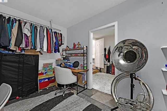 1615 1615 85Th Ave, Oakland, CA 94621