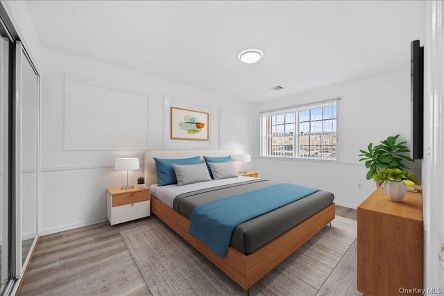 169 Surf Drive 109, Bronx, NY 10473