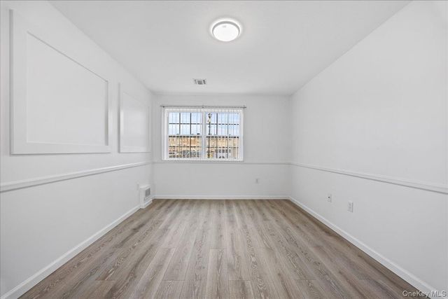 169 Surf Drive 109, Bronx, NY 10473