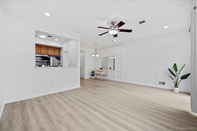 169 Surf Drive 109, Bronx, NY 10473