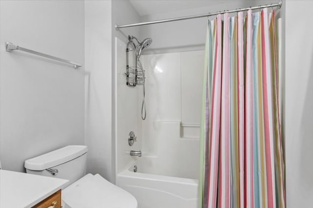 19 Lily Court 19, Bolingbrook, IL 60440