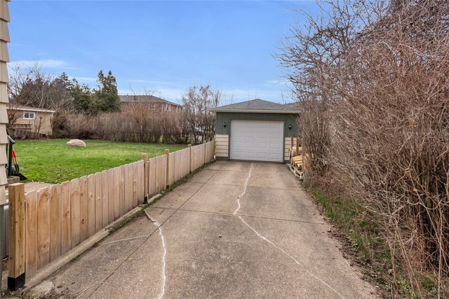 4110 ZOAR Avenue, Erie, PA 16509