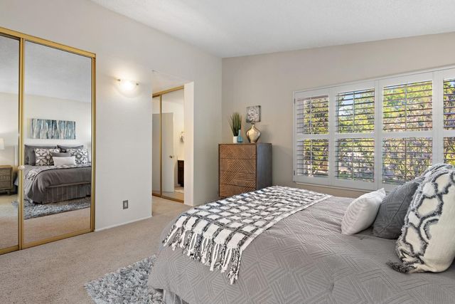 58 Rambleoak Cir, Sacramento, CA 95831