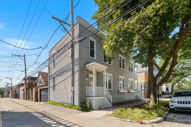 1215 W Schubert Avenue 1, Chicago, IL 60614